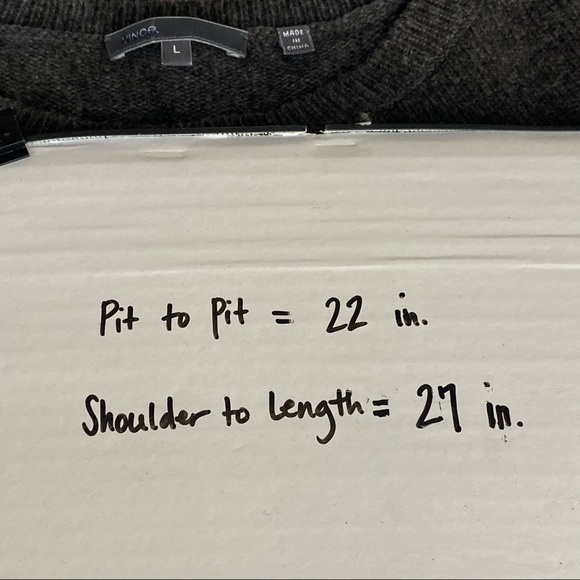 Vince Sz Large Charcoal Grey Cashmere Button Back Sweater - Picture 8 of 8